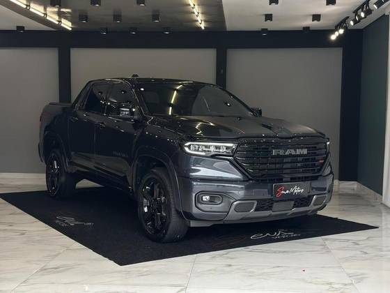 RAM RAMPAGE 2.0 HURRICANE 4 TURBO GASOLINA R/T 4X4 AUTOMÁTICO